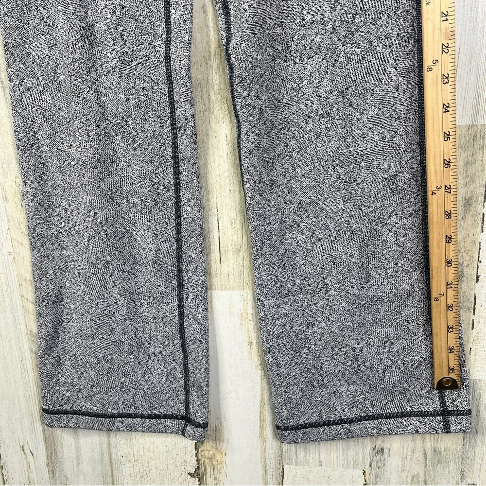 lululemon athletica woman size